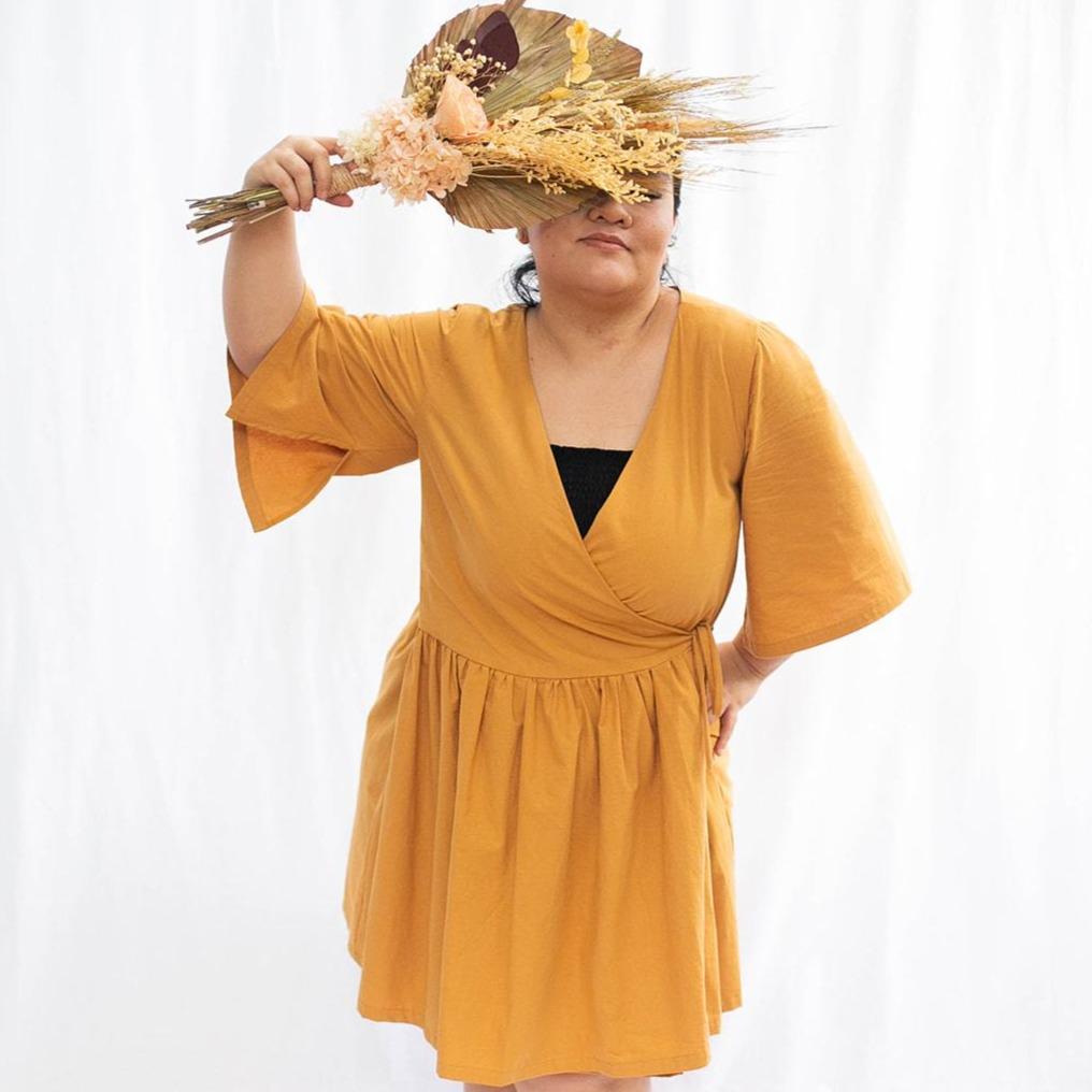 The Relaxed Wrap Dress Apricot | R2R ...